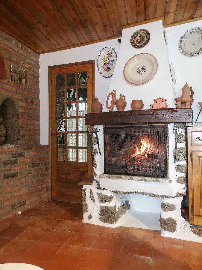 הוילה טראס דה בורו Casa Do Penedo Geres מראה חיצוני תמונה