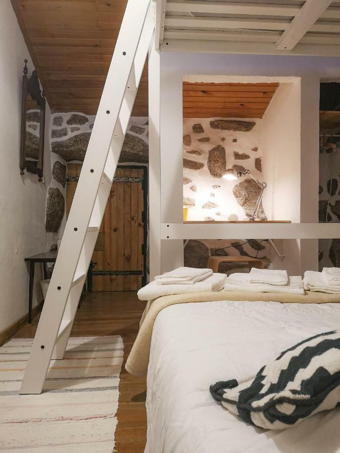 הוילה טראס דה בורו Casa Do Penedo Geres מראה חיצוני תמונה